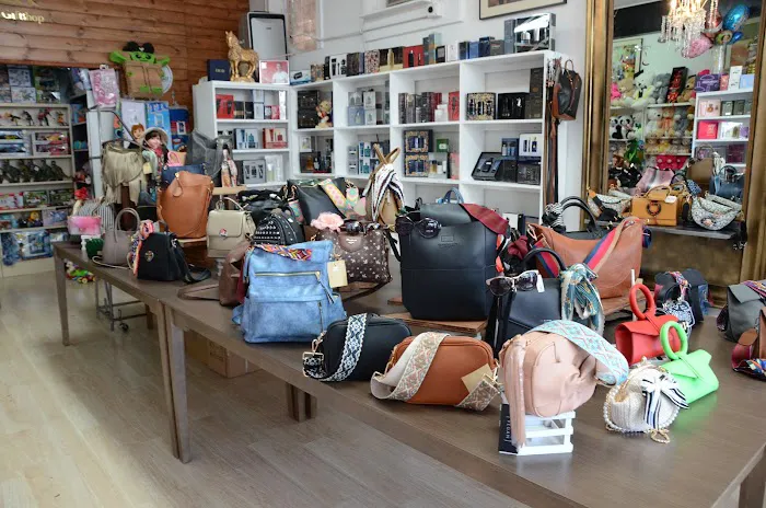 Raffy's Gift Shop 4