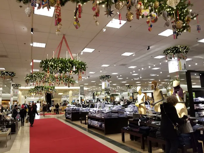 Nordstrom 7