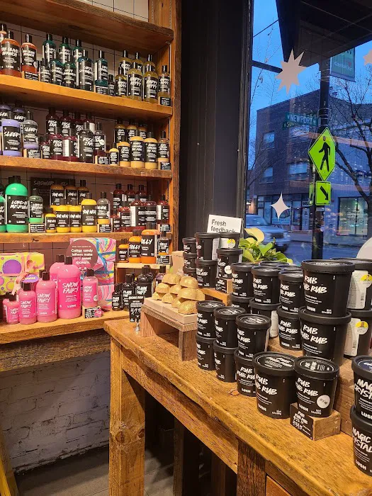 Lush Cosmetics Southport 4