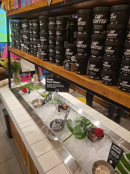 Lush Cosmetics Southport 7