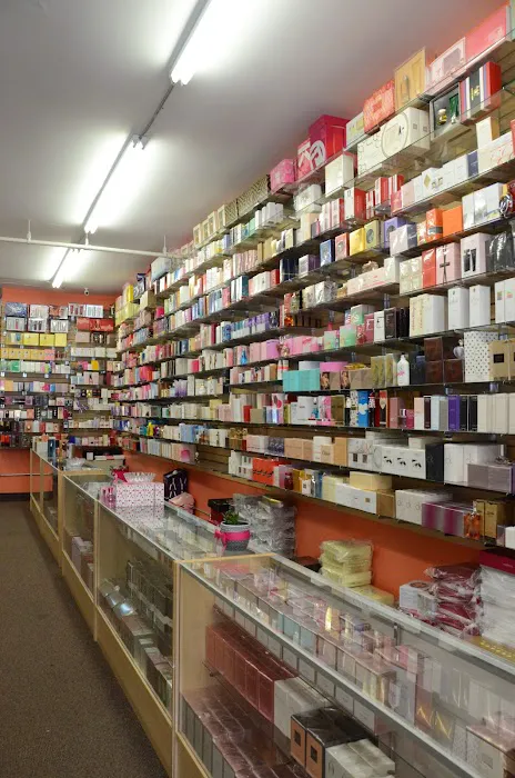 Paris Perfume Outlet 9