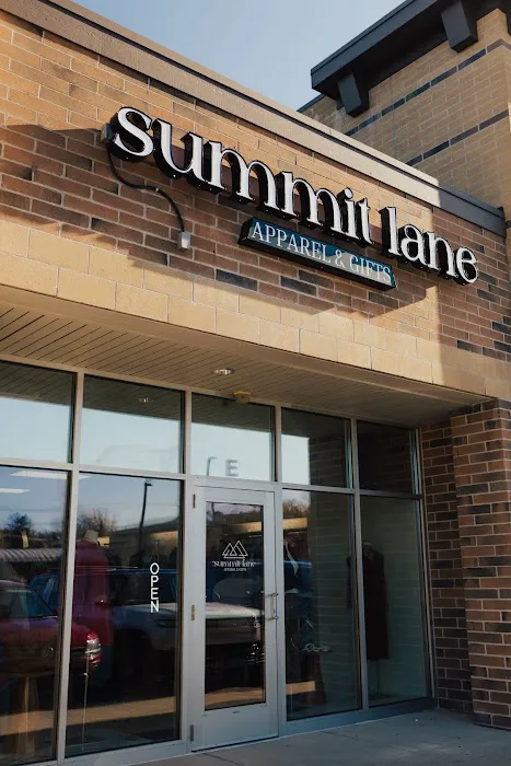 Summit Lane Apparel & Gifts 1