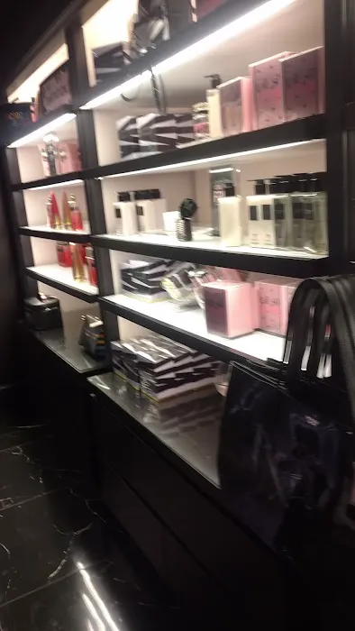 Victoria's Secret & PINK by Victoria's Secret 6