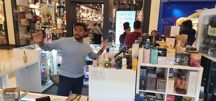 A & R Perfumes - University Park Mall 4