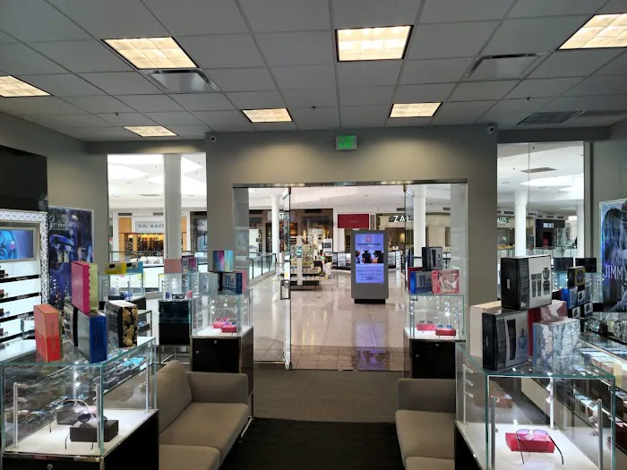 Designer Outlet Perfume Store Indiana 2