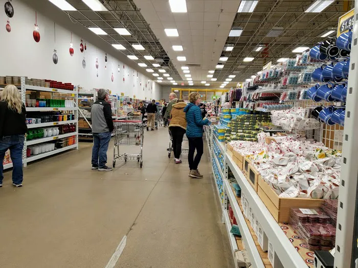 Darlington Holiday Warehouse 4