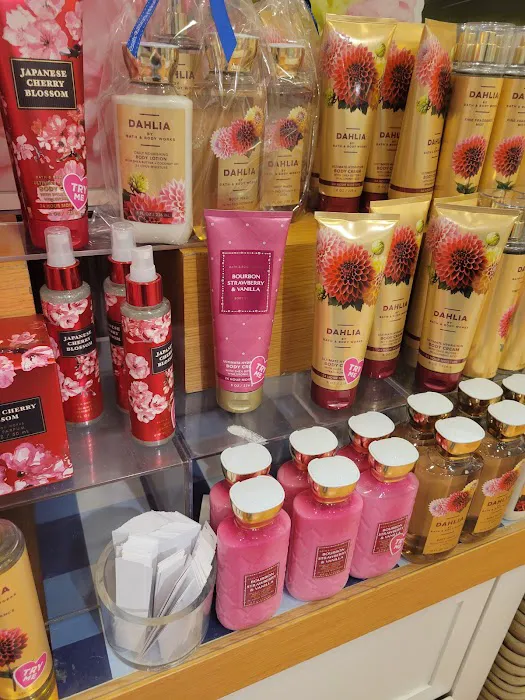 Bath & Body Works 7