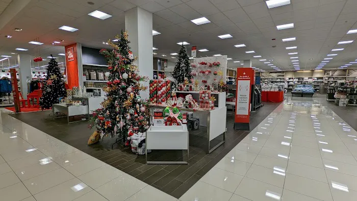 Macy's 0