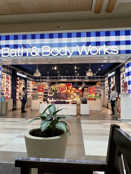 Bath & Body Works 2