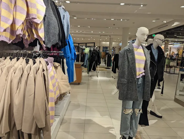 Nordstrom 7