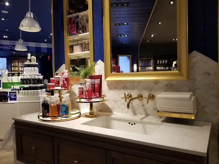 Bath & Body Works 6