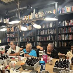 Reggie Hathorn Chicago | Candle and Perfume Making Classes ico