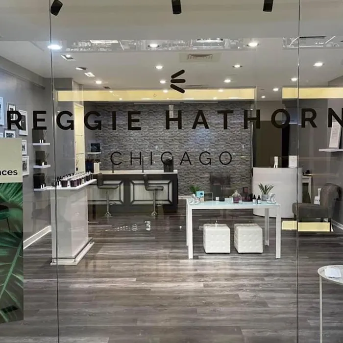 Reggie Hathorn Chicago | Candle and Perfume Making Classes 9