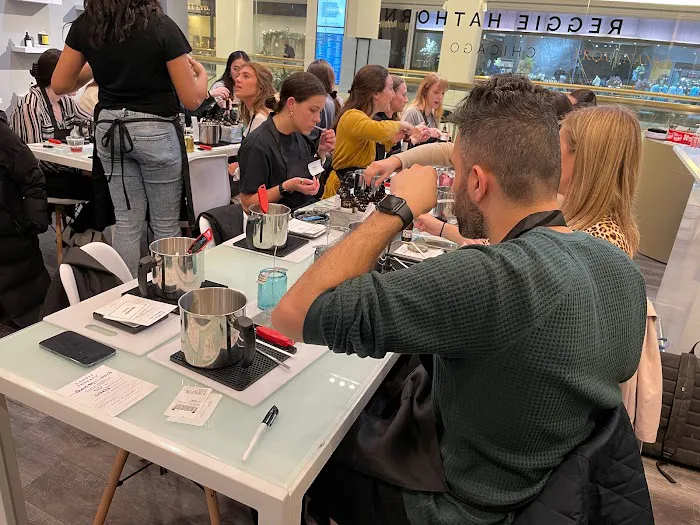 Reggie Hathorn Chicago | Candle and Perfume Making Classes 5