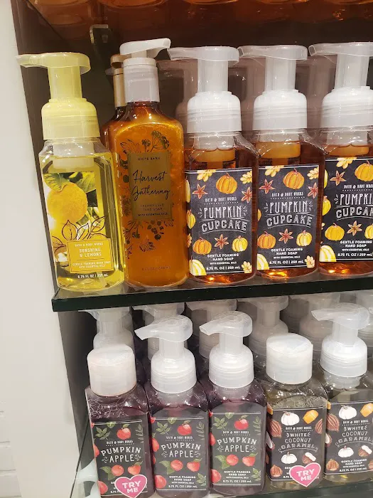 Bath & Body Works 9