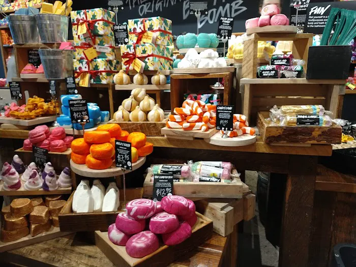 Lush Cosmetics Old Orchard 9