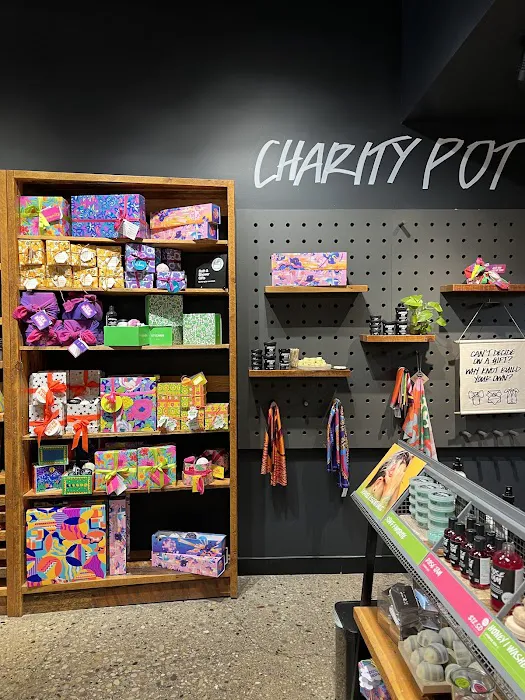 Lush Cosmetics Old Orchard 6