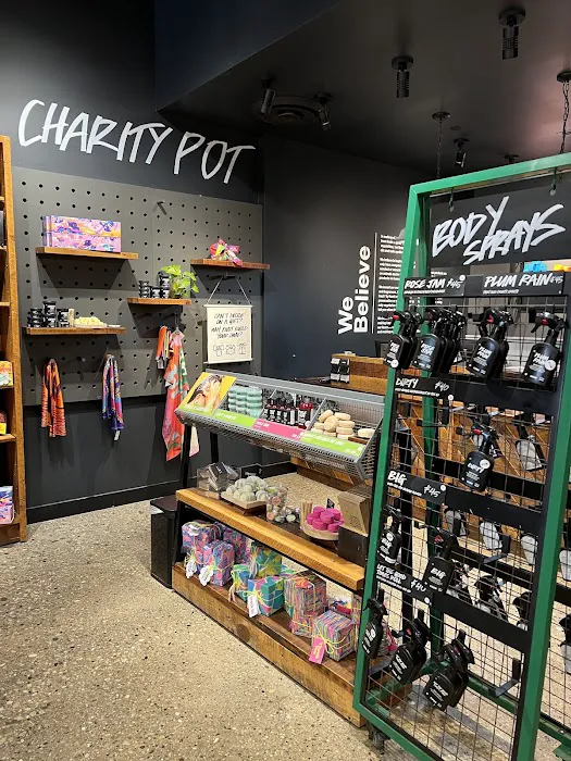 Lush Cosmetics Old Orchard 8