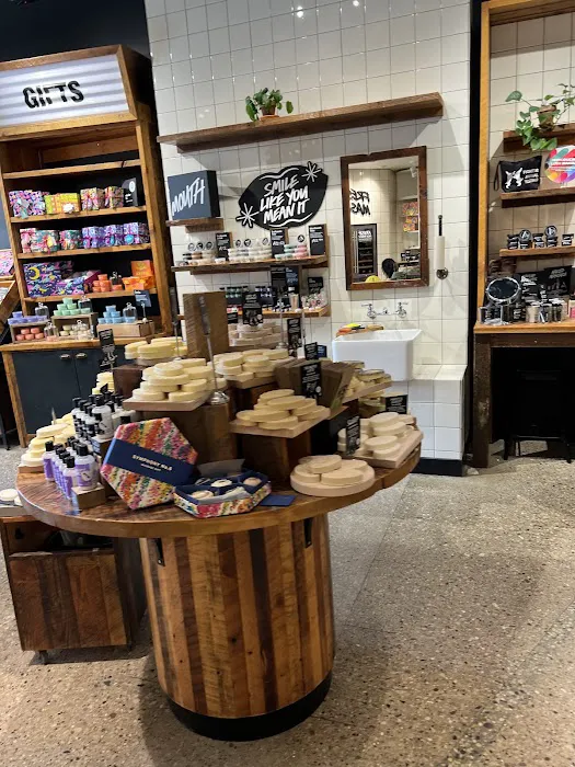 Lush Cosmetics Old Orchard 5
