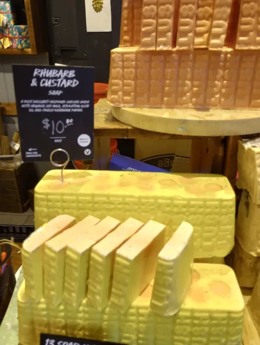 Lush Cosmetics Chicago 3