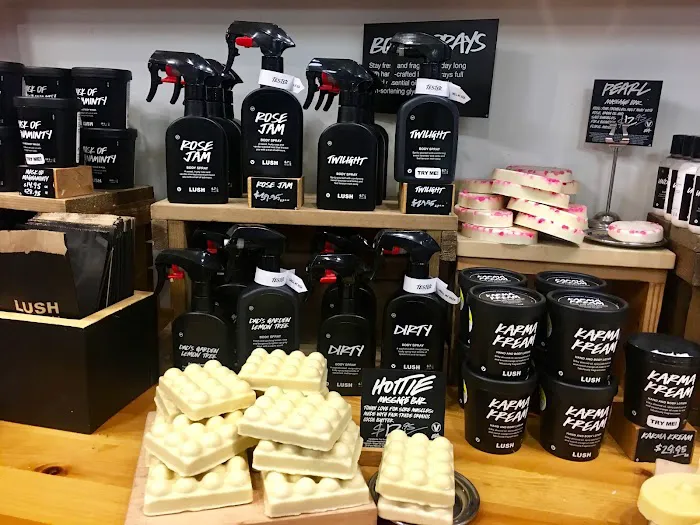 Lush Cosmetics Bucktown 9