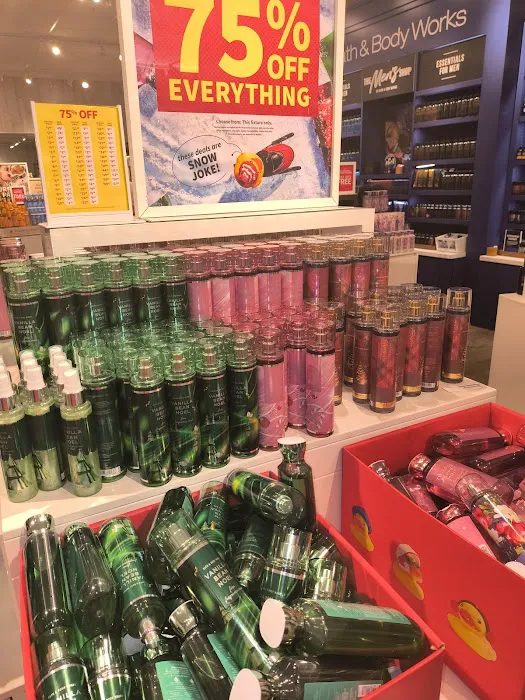 Bath & Body Works 4