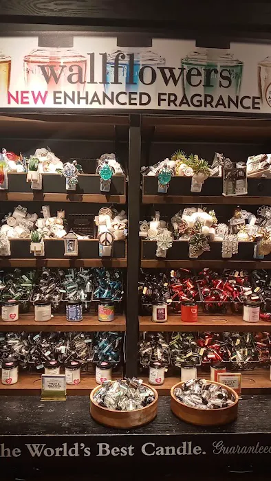 Bath & Body Works 4