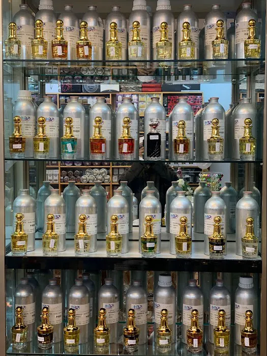 Paradise Perfumes Co. 7