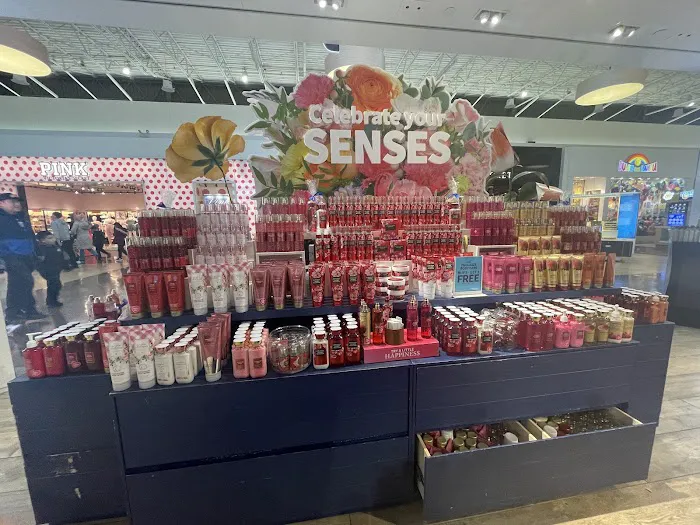 Bath & Body Works 8