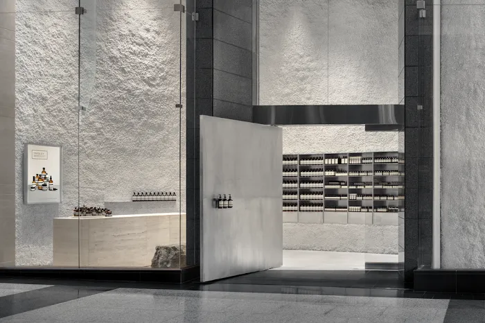 Aesop North Bridge 2