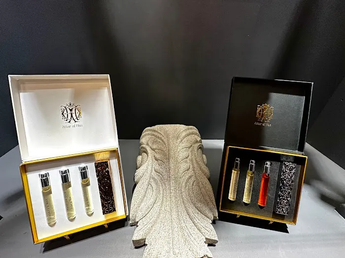 Adora Oud 2