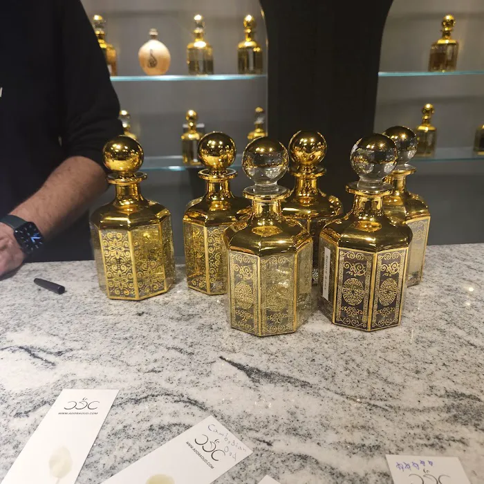Adora Oud 8