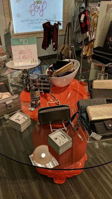 Maurices 8