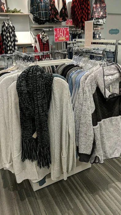 Maurices 7