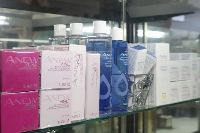 Licensed Avon Beauty Center 9
