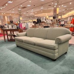 Von Maur ico