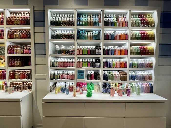 Bath & Body Works 6