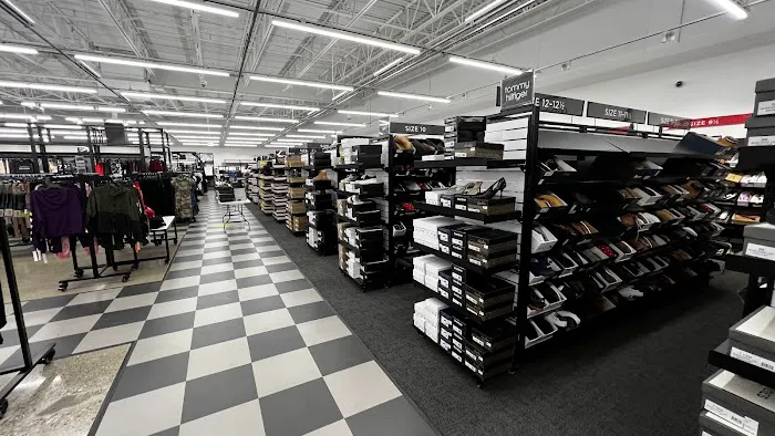 Bloomingdale's Outlet 2