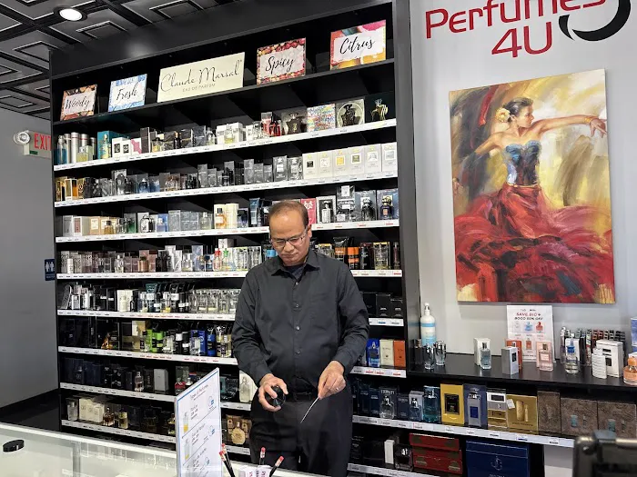 Perfumes 4U 2