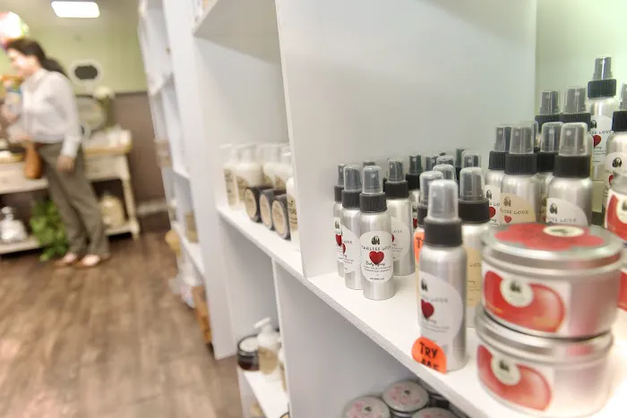 Aloekui Natural Handmade Soaps & Lotions 8