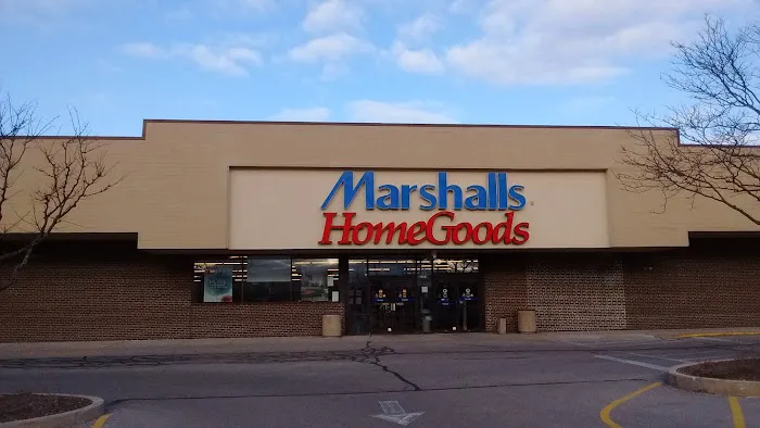 Marshalls & HomeGoods 9
