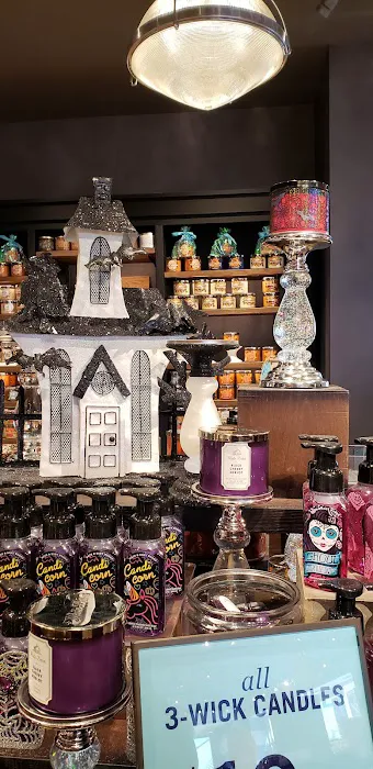 Bath & Body Works 4