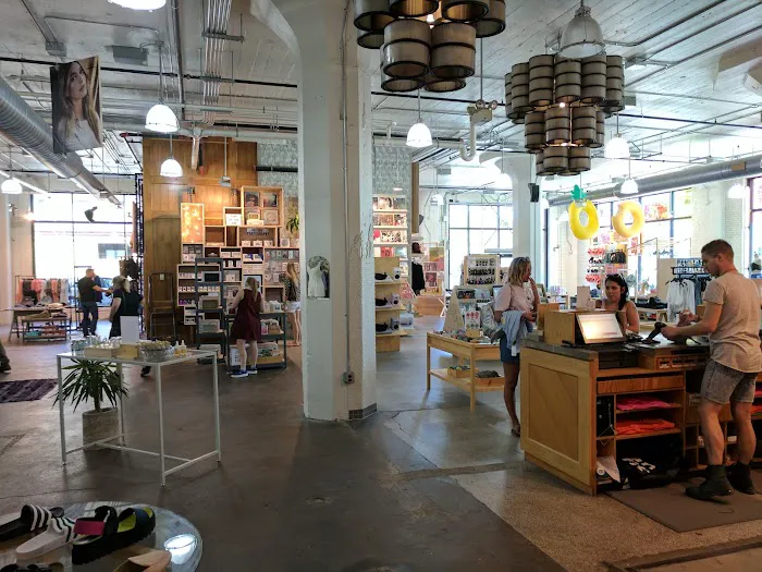 Urban Outfitters 5