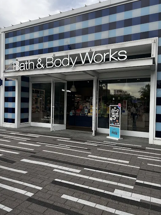 Bath & Body Works 1