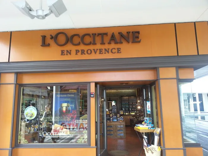 L'OCCITANE EN PROVENCE 4