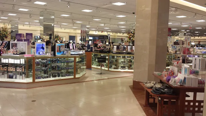 Von Maur 9