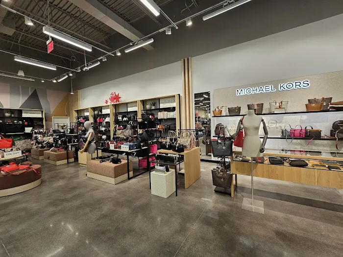 Macy's 0