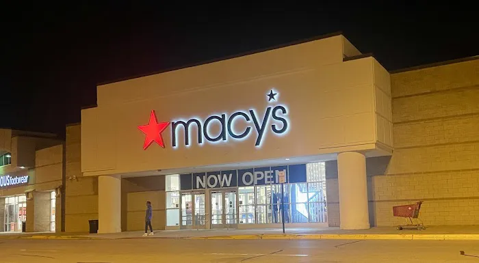 Macy's 4