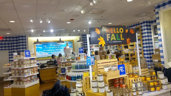 Bath & Body Works 4