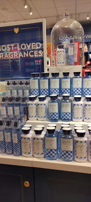 Bath & Body Works 7
